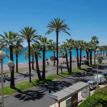 Daire Promenade Des *