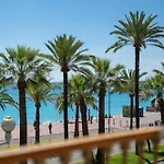 Promenade Des *